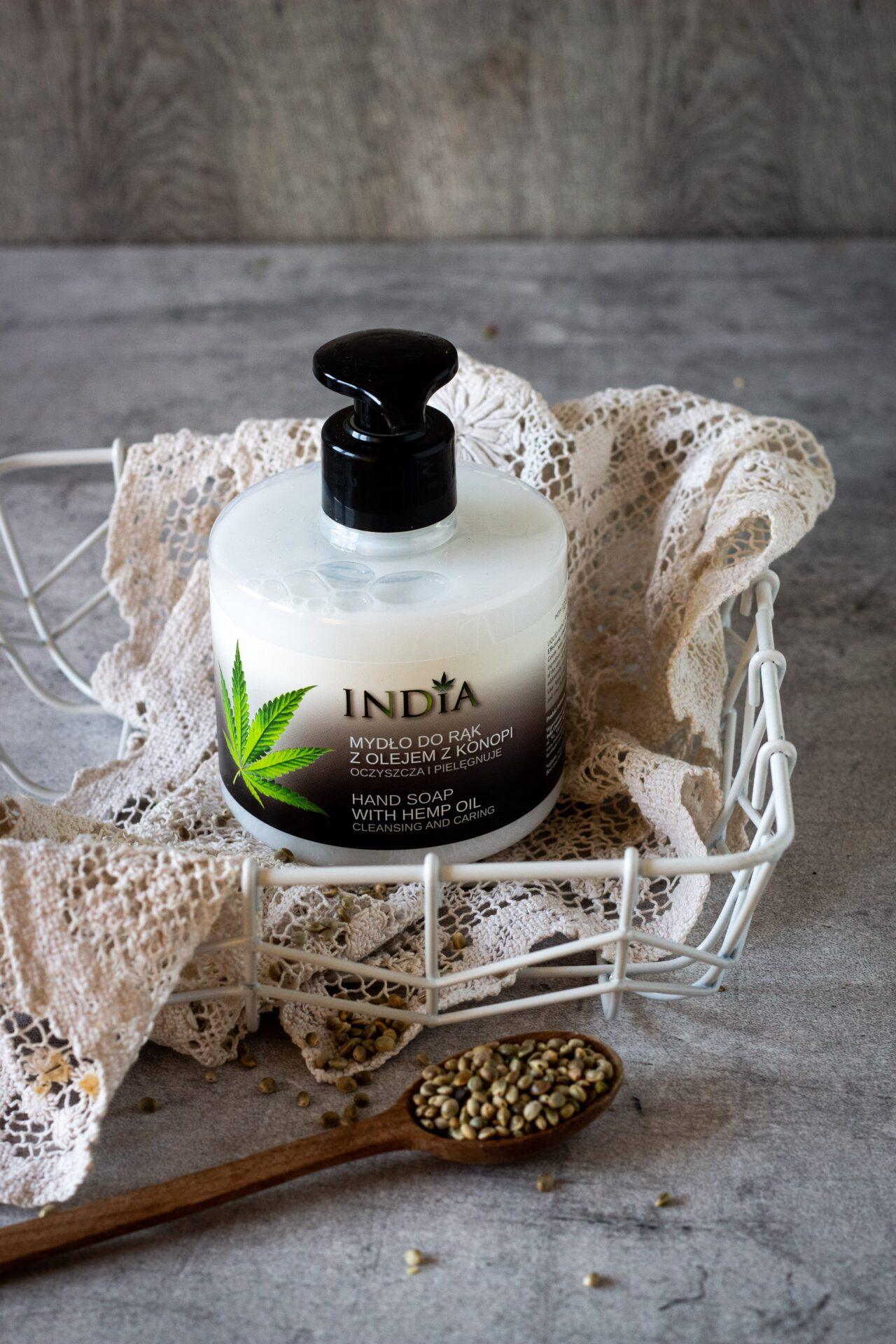 Mydło do rąk w płynie | India Cosmetics | 300 ml - obrazek 2
